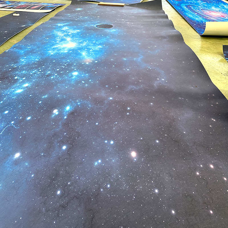 Bezešvý hvězdicový strop – přizpůsobitelný, snadná instalace, pohlcující zvuk pro kina/hotely Bezešvý hvězdicový strop – přizpůsobitelný, snadná instalace, pohlcující zvuk pro kina/hotely