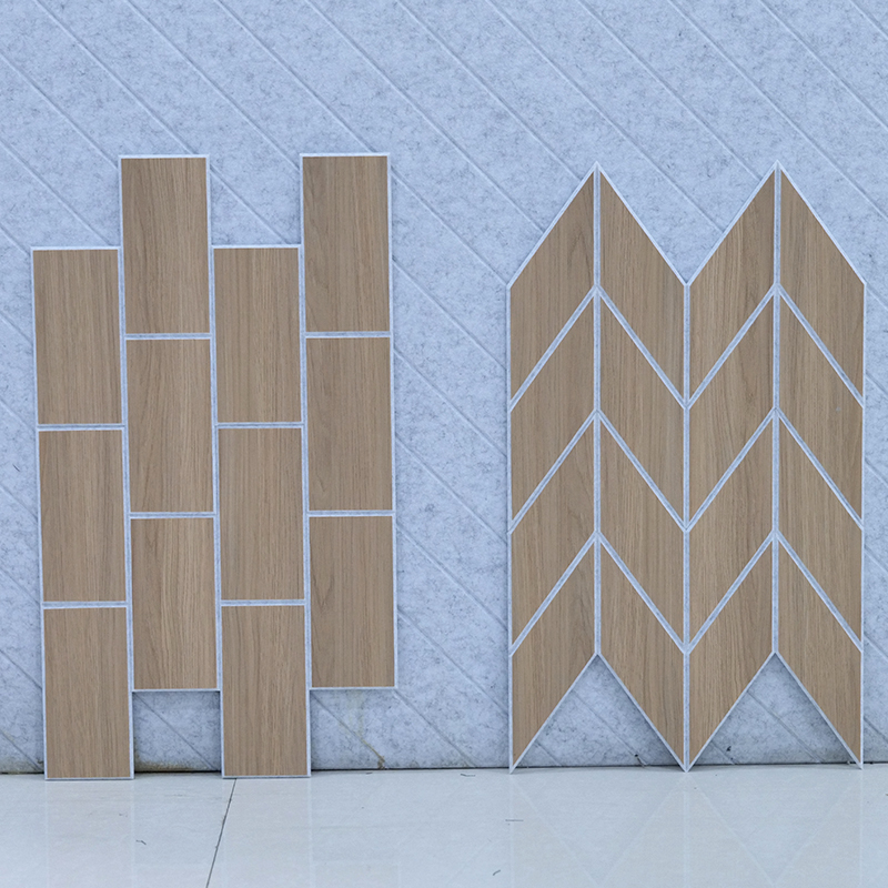 Prémiové moderní designové dřevěné akustické panely pro domácí kancelář Školní hotelové nástěnné panely s vynikající absorpcí zvuku